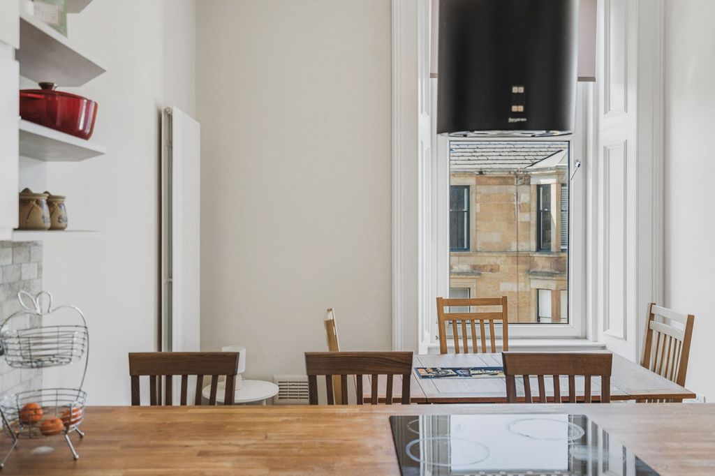 Additional image 9 of 4 bed flat for sale10 Roxburgh Street, Dowanhill G12