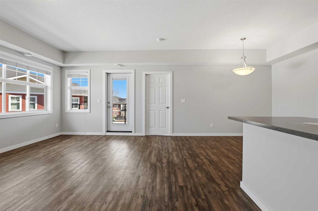 Additional image 6 of E6-5300 Vista Trail, Blackfalds, AB, T4M 0L8