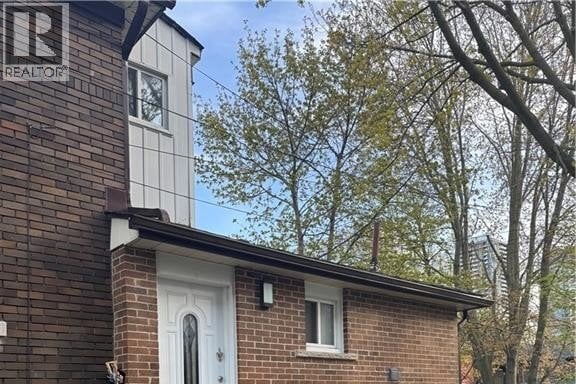 Additional image 7 of 61-61 Waterloo Drive East, Kitchener, ON, N2H3V1