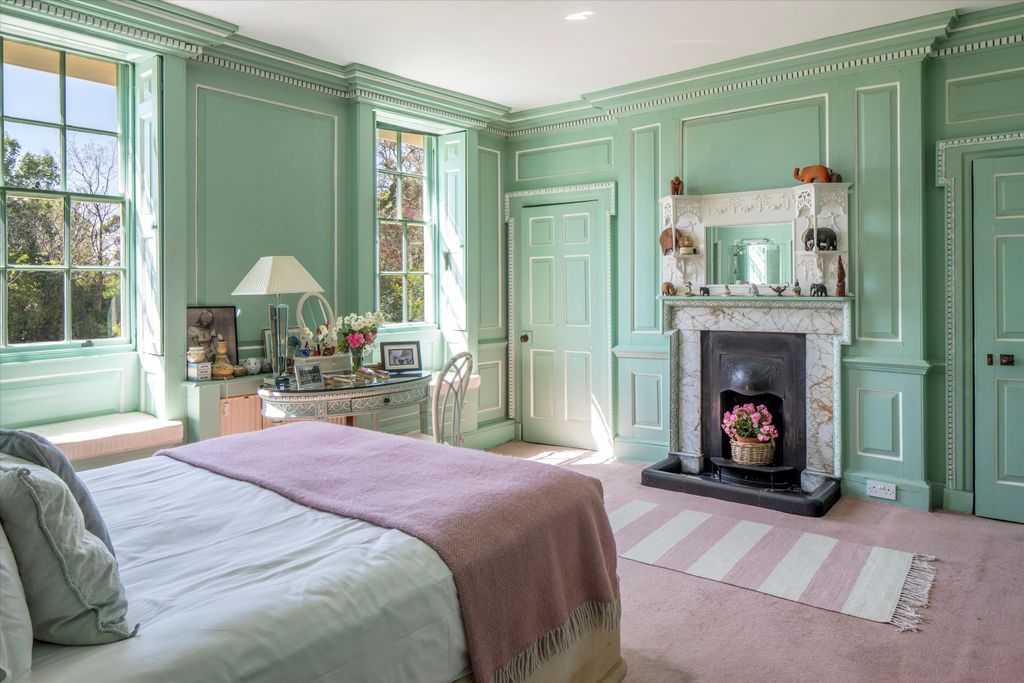 Additional image 15 of 10 bed detached house for saleRidgeway Lane, Lymington, Hampshire SO41