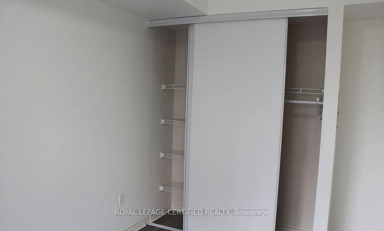 Additional image 6 of 611-349 Rathburn Road W, Mississauga, ON, L5B 0G9