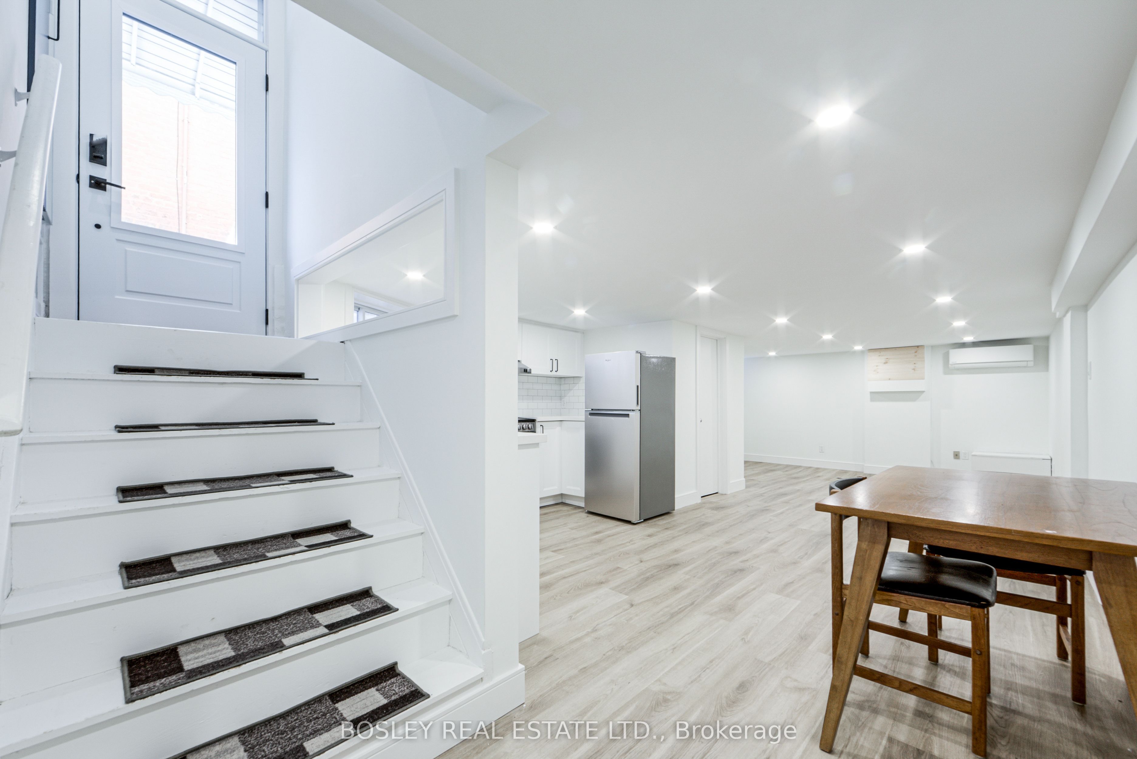 LOWER-13 Ravina Crescent, Toronto, ON, M4J 3L9