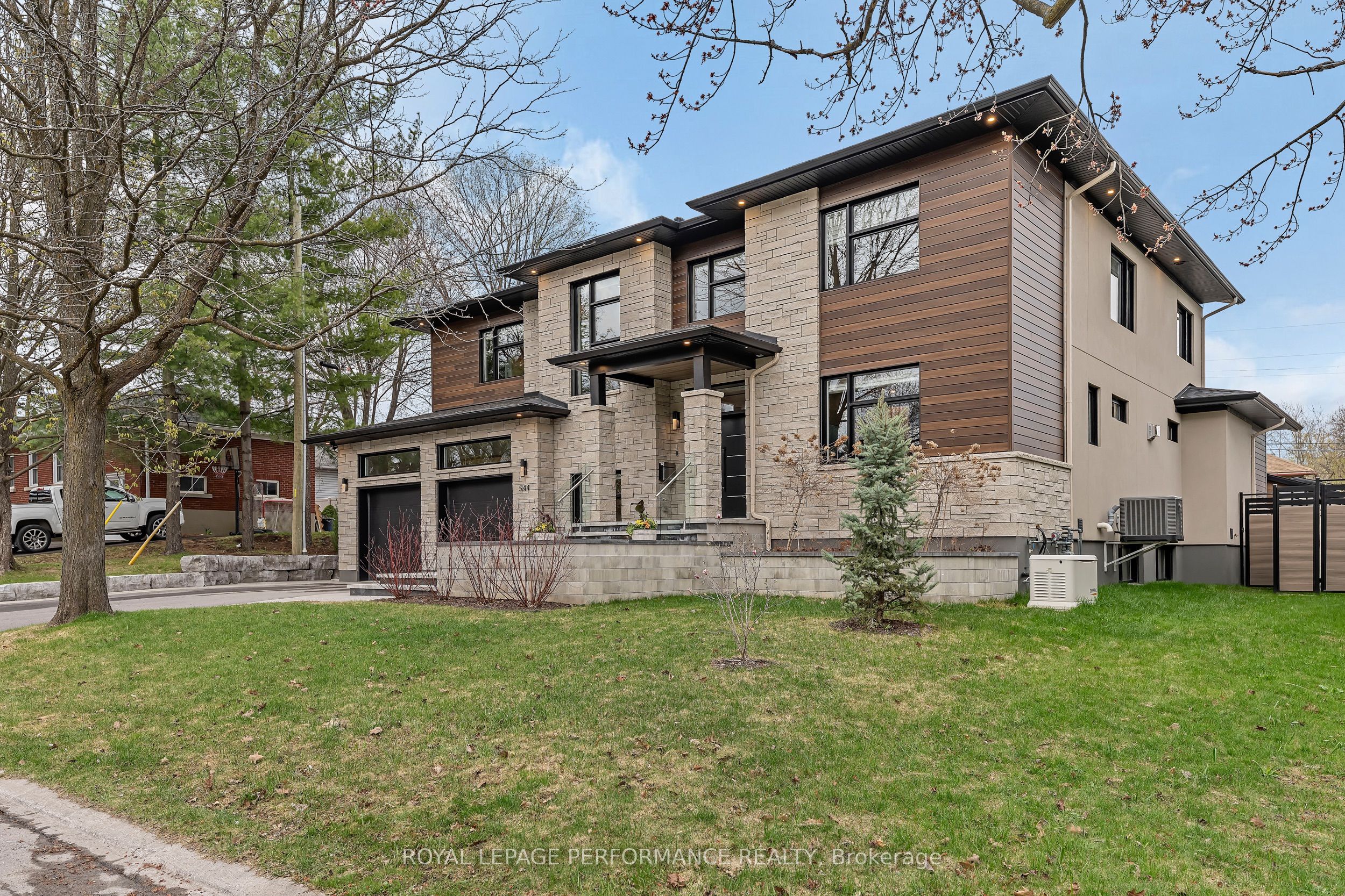 Additional image 2 of 544 Neighbourhood Way, Ottawa, ON, K1G 0J2