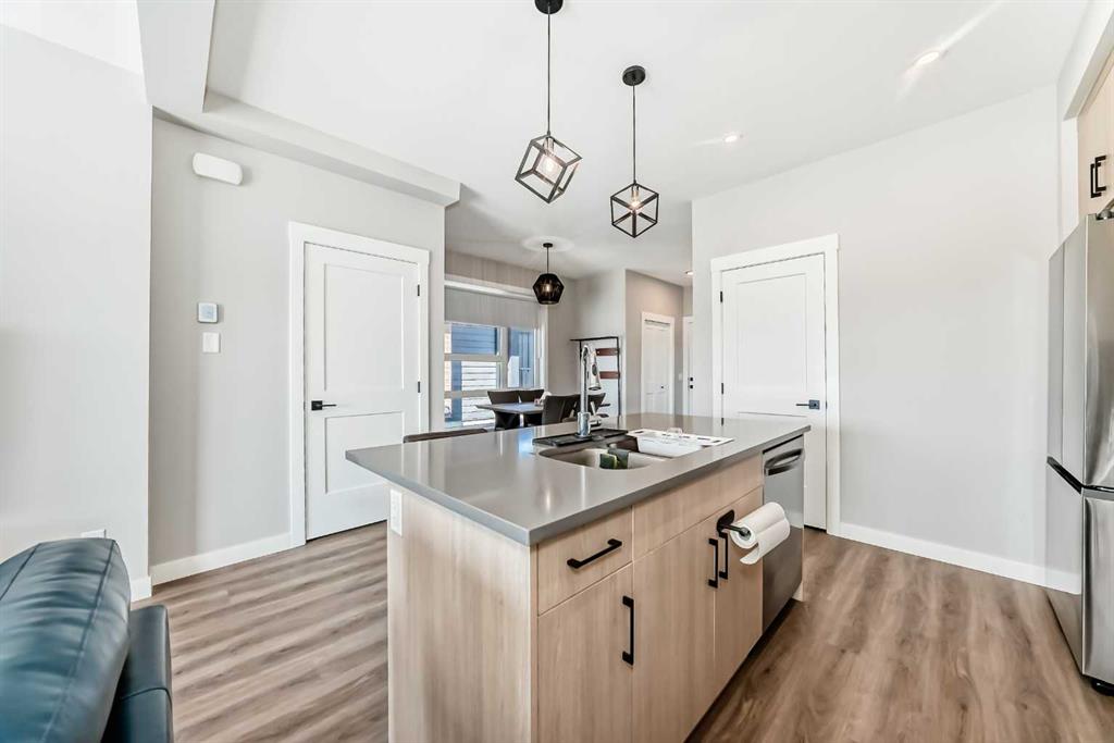 Additional image 6 of 3125-55 Lucas Way NW, Calgary, AB, T2P 2C7