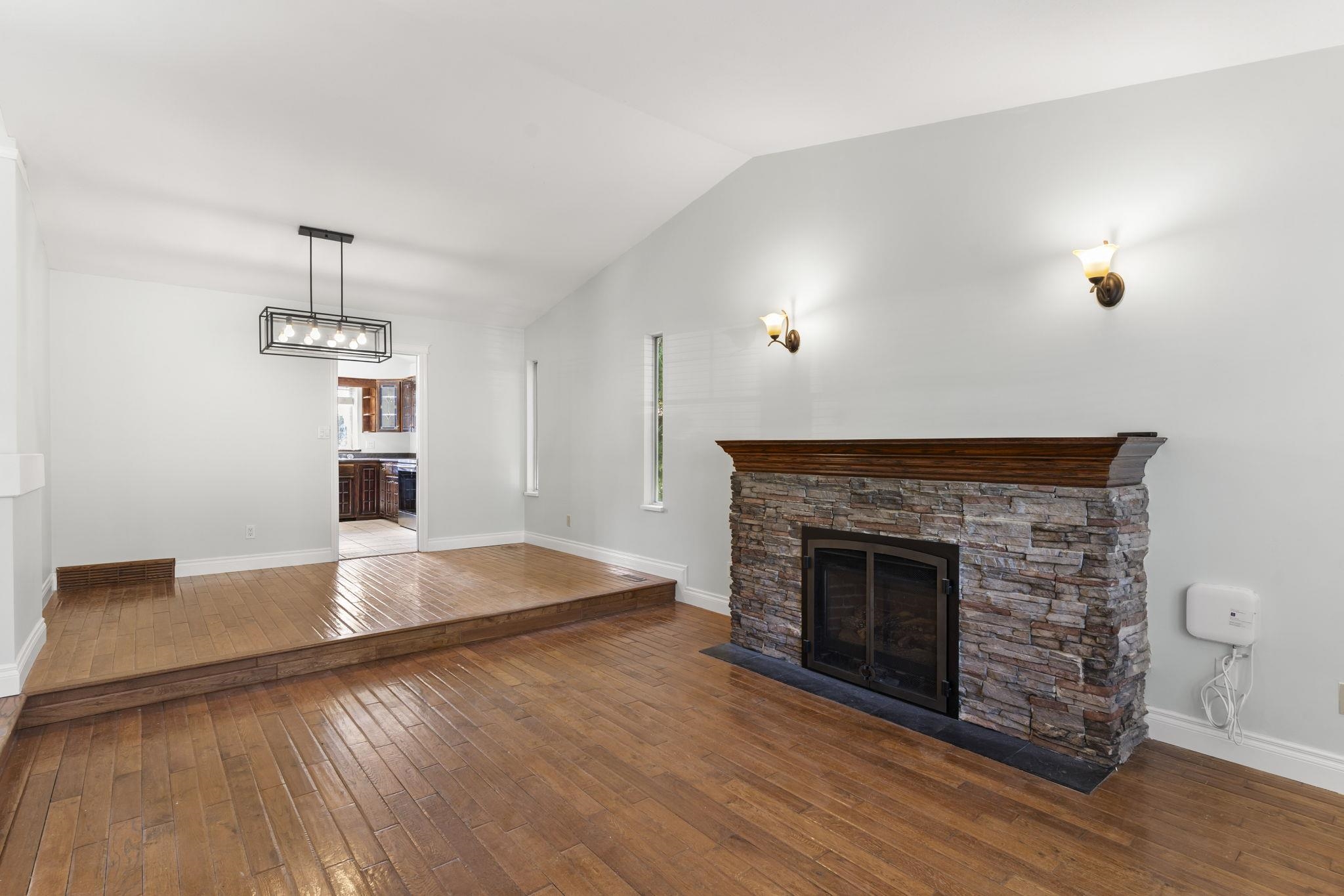 Additional image 5 of 33480 Blueberry Drive, Mission, BC, V2V 6E7
