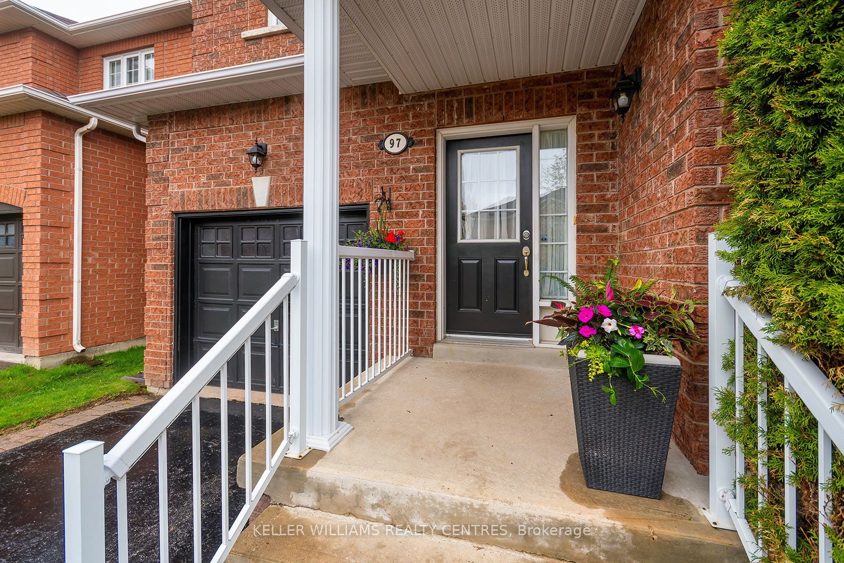 Additional image 3 of 97 Woodbury Crescent, Newmarket, ON, L3X 2T2