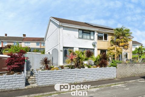 Hollett Road, Treboeth, Swansea SA5