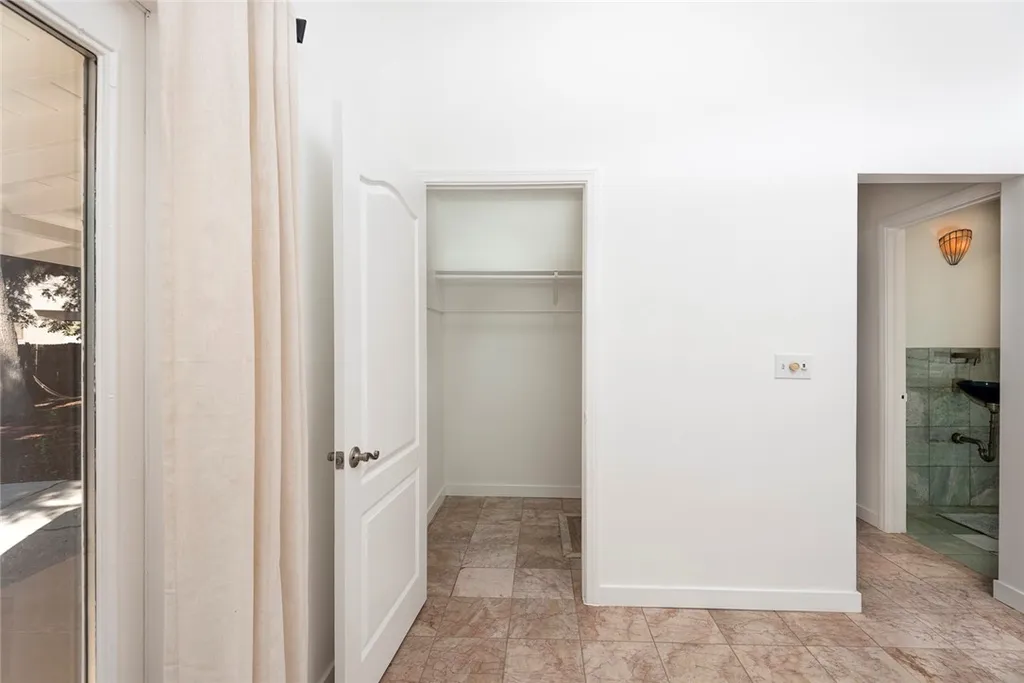 Additional image 7 of 10416 Clybourn Avenue, Shadow Hills, CA 91040