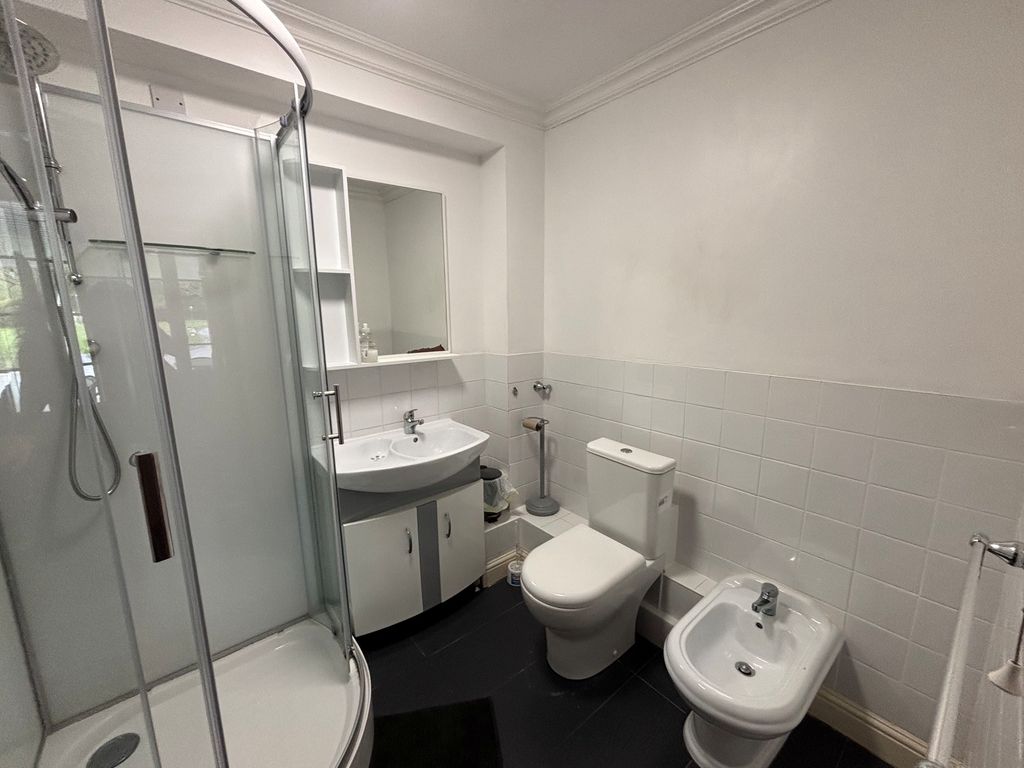 Additional image 16 of 6 bed detached house to rentTabernacle Road, Ammanford SA18