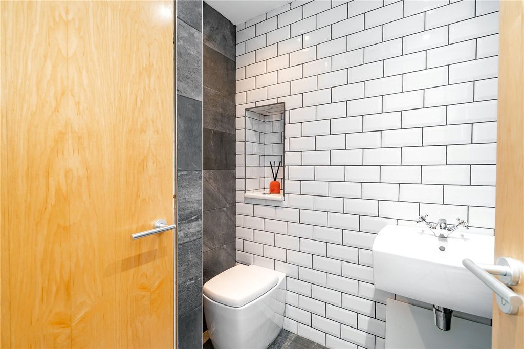 Additional image 8 of 3 bed flat for saleSouth Frederick Street, Glasgow, Glasgow City G1