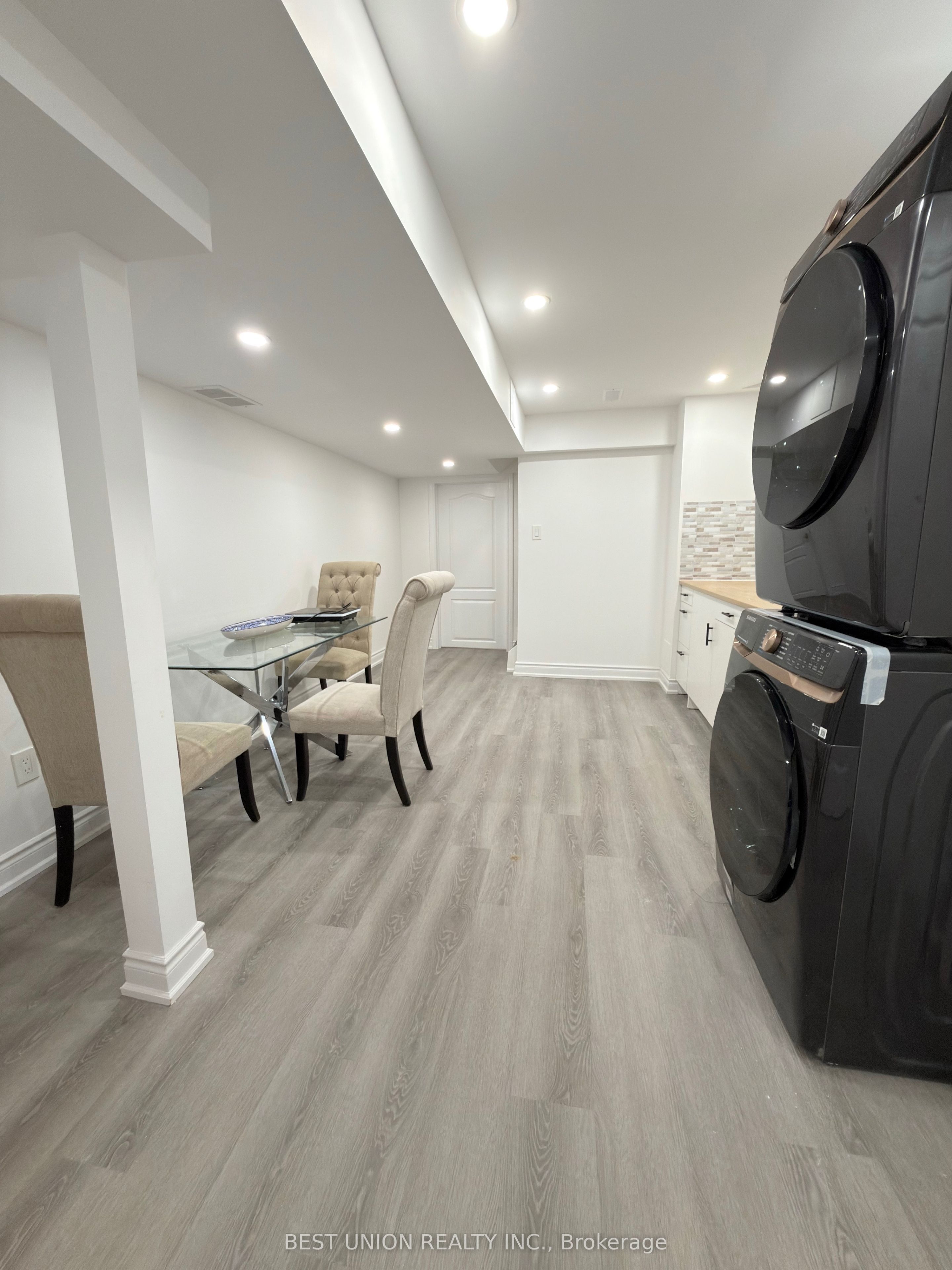 Additional image 6 of Basement-4894 Yorkshire Avenue, Mississauga, ON, L4Z 4H5