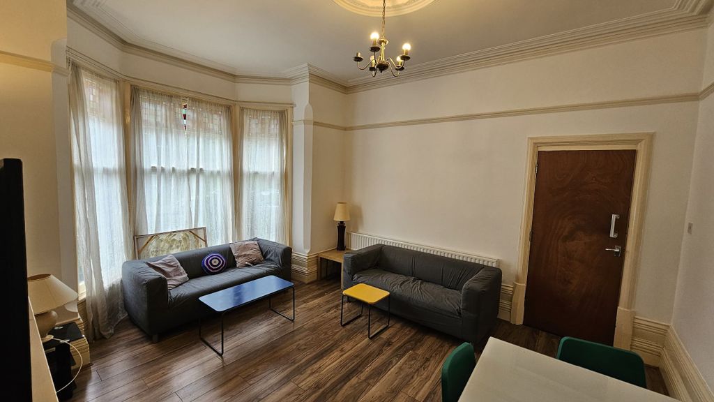 Additional image 8 of 6 bed terraced house to rentAshleigh Road, Leicester LE3