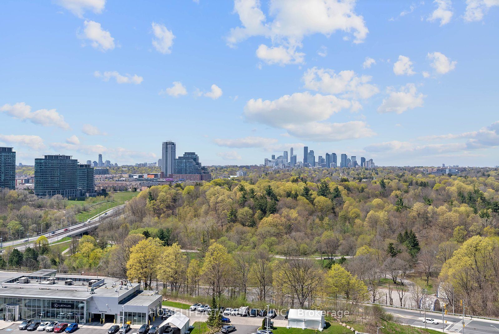 1301-30 Inn On The Park Drive, Toronto, ON, M3C 0P8