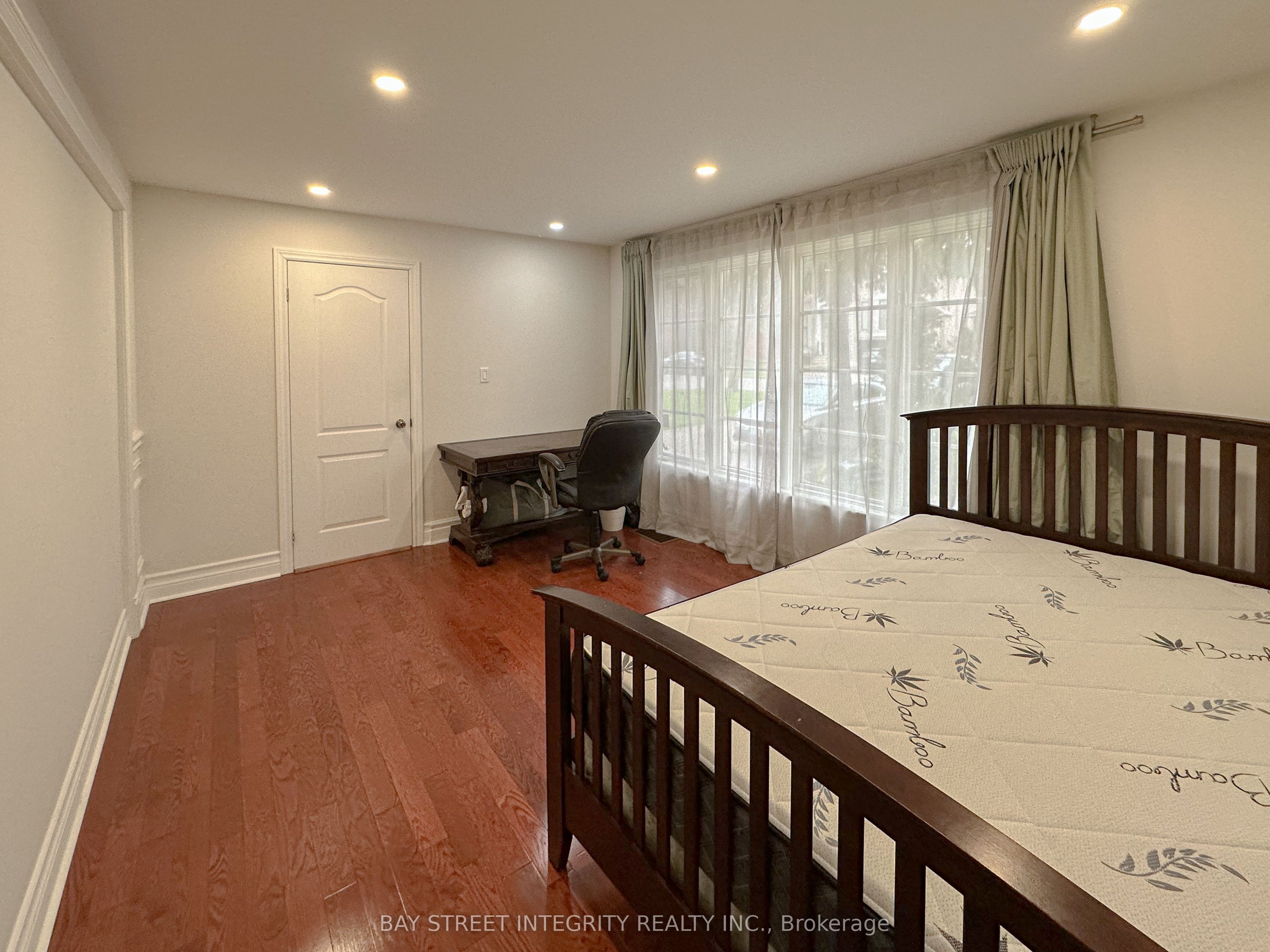Additional image 2 of Unit A-275 Estelle Avenue, Toronto, ON, M2N 5J4