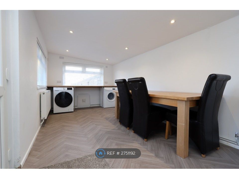 Additional image 10 of Room to rentNew St, Burry Port SA16