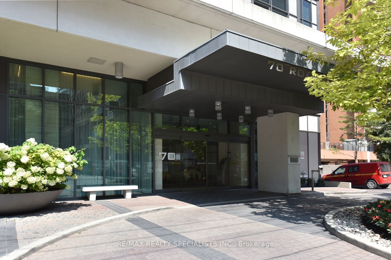 Additional image 3 of 712-70 Roehampton Avenue, Toronto, ON, M4P 1R2