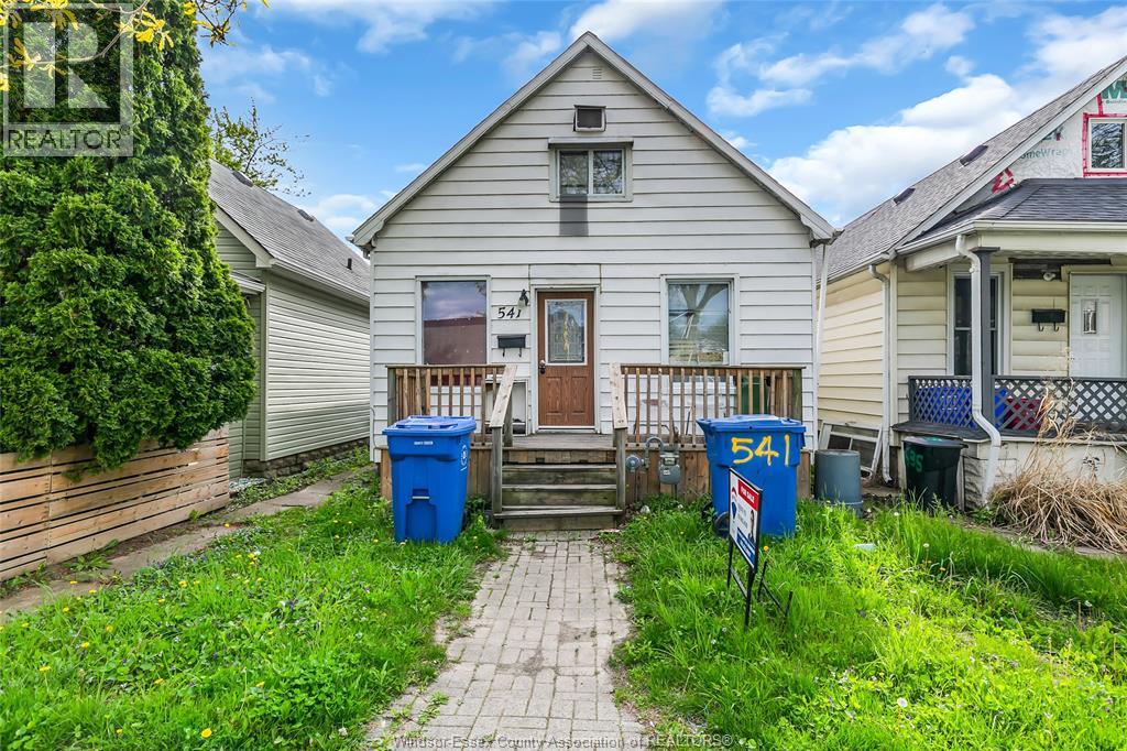 541 Bridge Avenue, Windsor, ON, N9B2M3