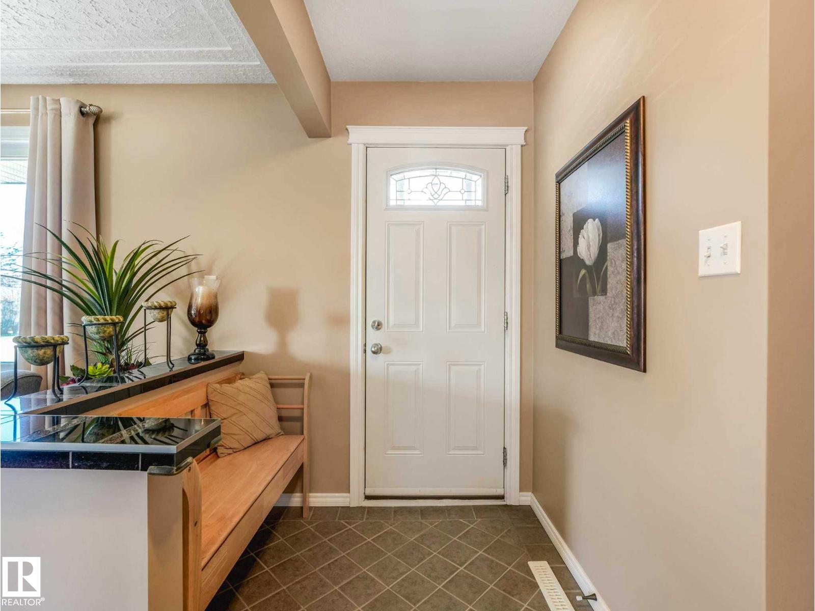 Additional image 2 of 12715 95 Street NW, Edmonton, AB, T5E3X8