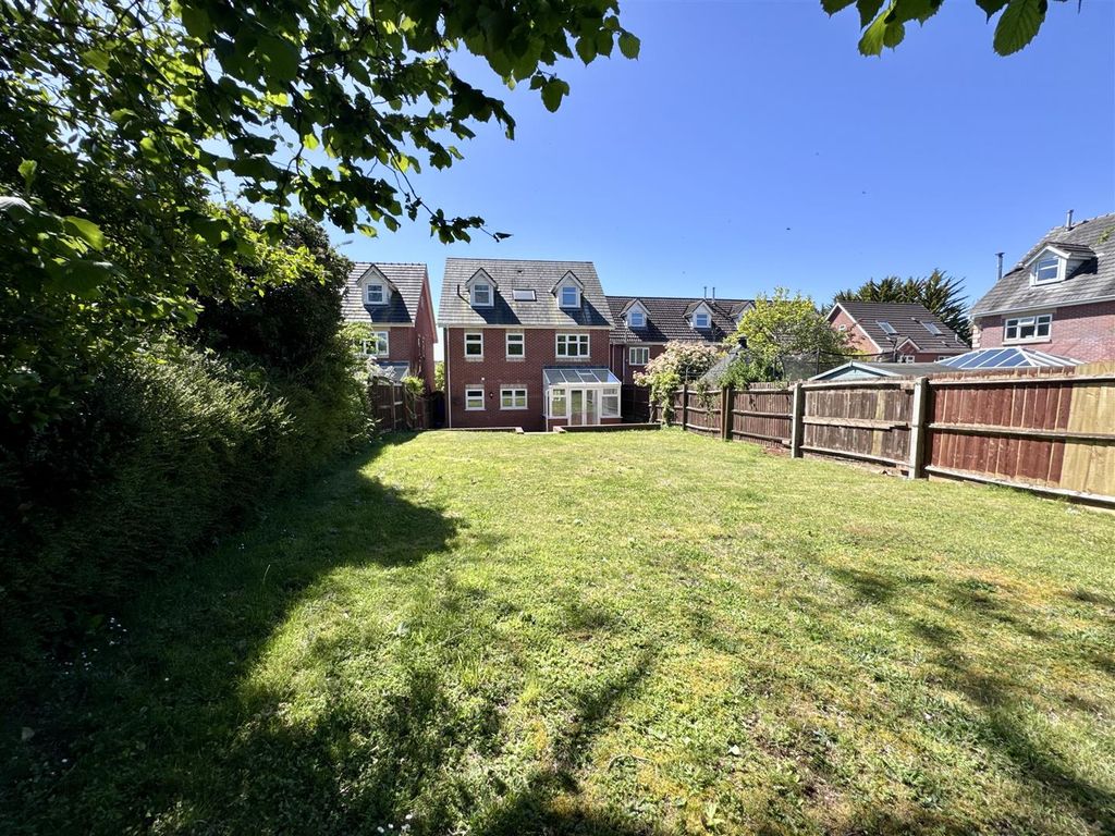 Additional image 38 of 6 bed detached house to rentWalnut Tree House, Caerwent, Caldicot NP26