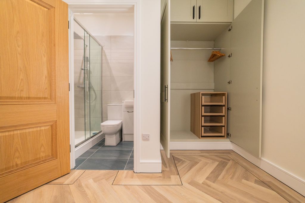 Additional image 32 of 3 bed flat to rentPark Place, City Centre CF10