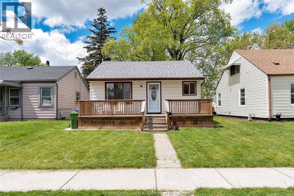 3666 Girardot Street, Windsor, ON, N9C1W5