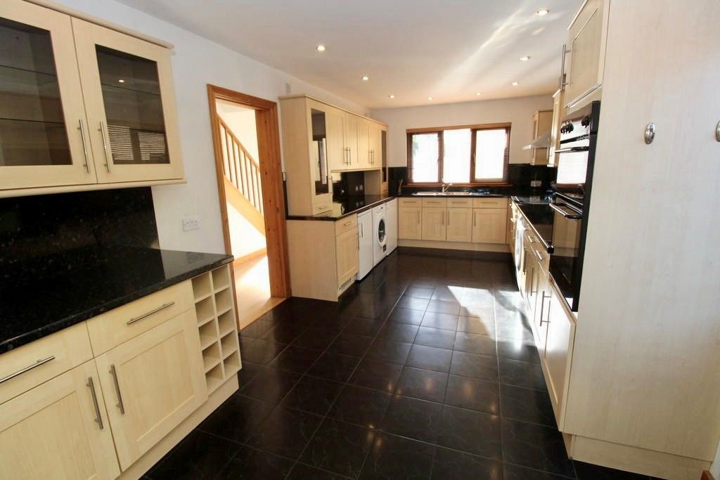 Additional image 2 of 4 bed detached house to rentRoughlands, Lakenheath, Brandon IP27