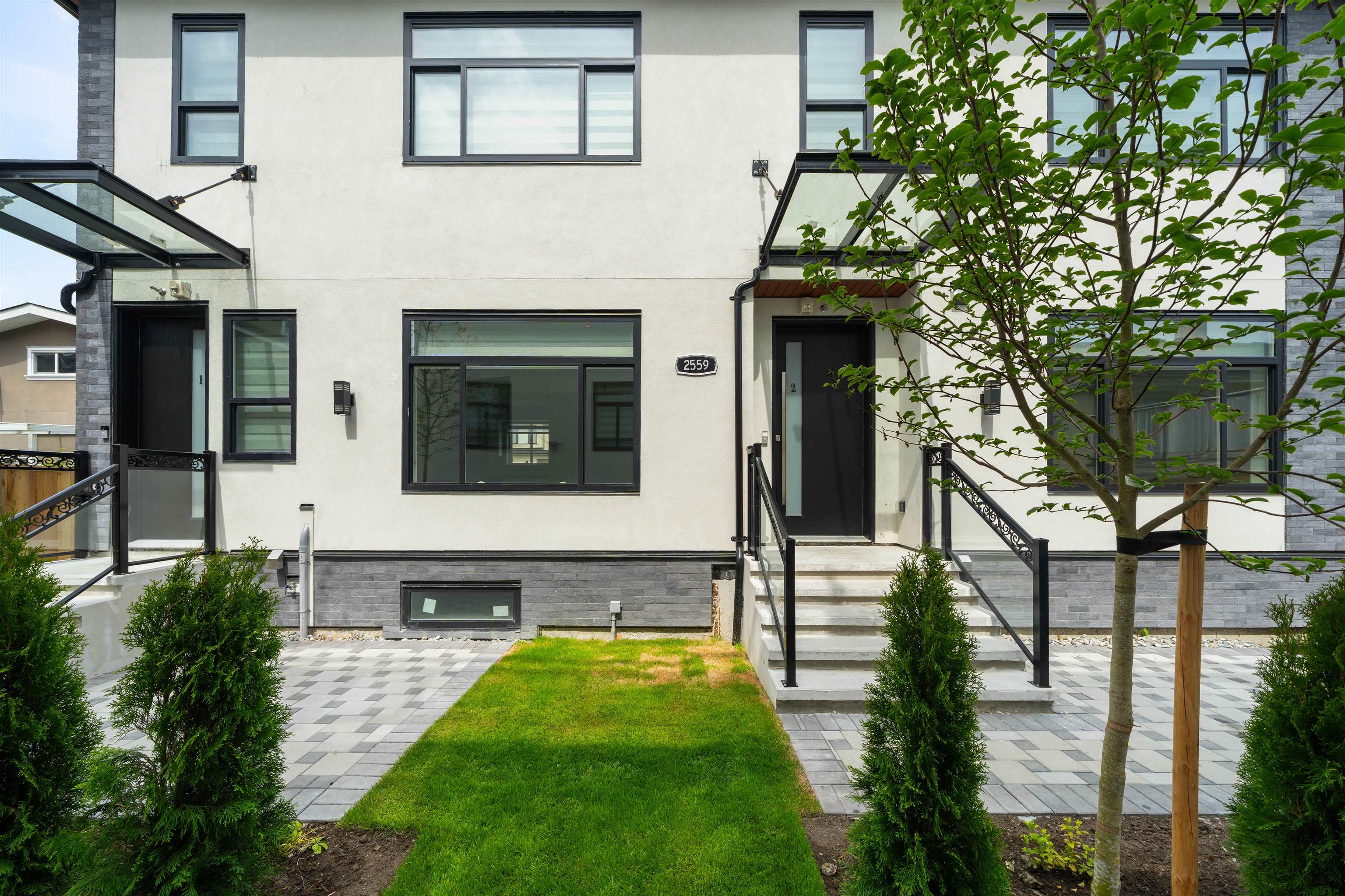 Additional image 2 of 2-2559 King Edward Avenue W, Vancouver, BC, V6L 1T5