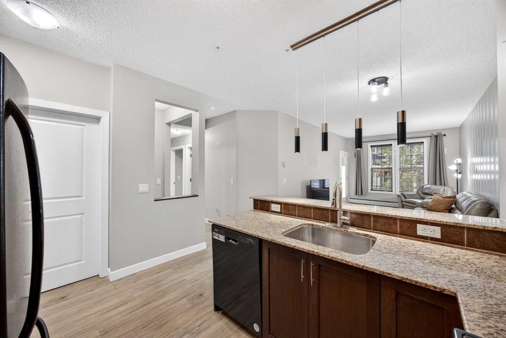 Additional image 4 of 206-201 Sunset Drive, Cochrane, AB, T4C 0H5