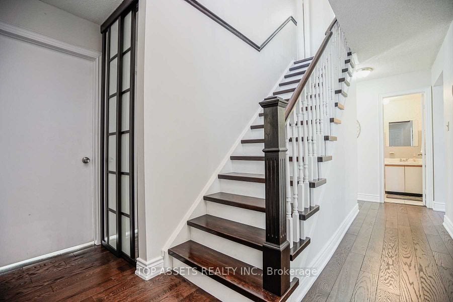 Additional image 3 of 1603 Mcbrady Crescent, Pickering, ON, L1X 2B6