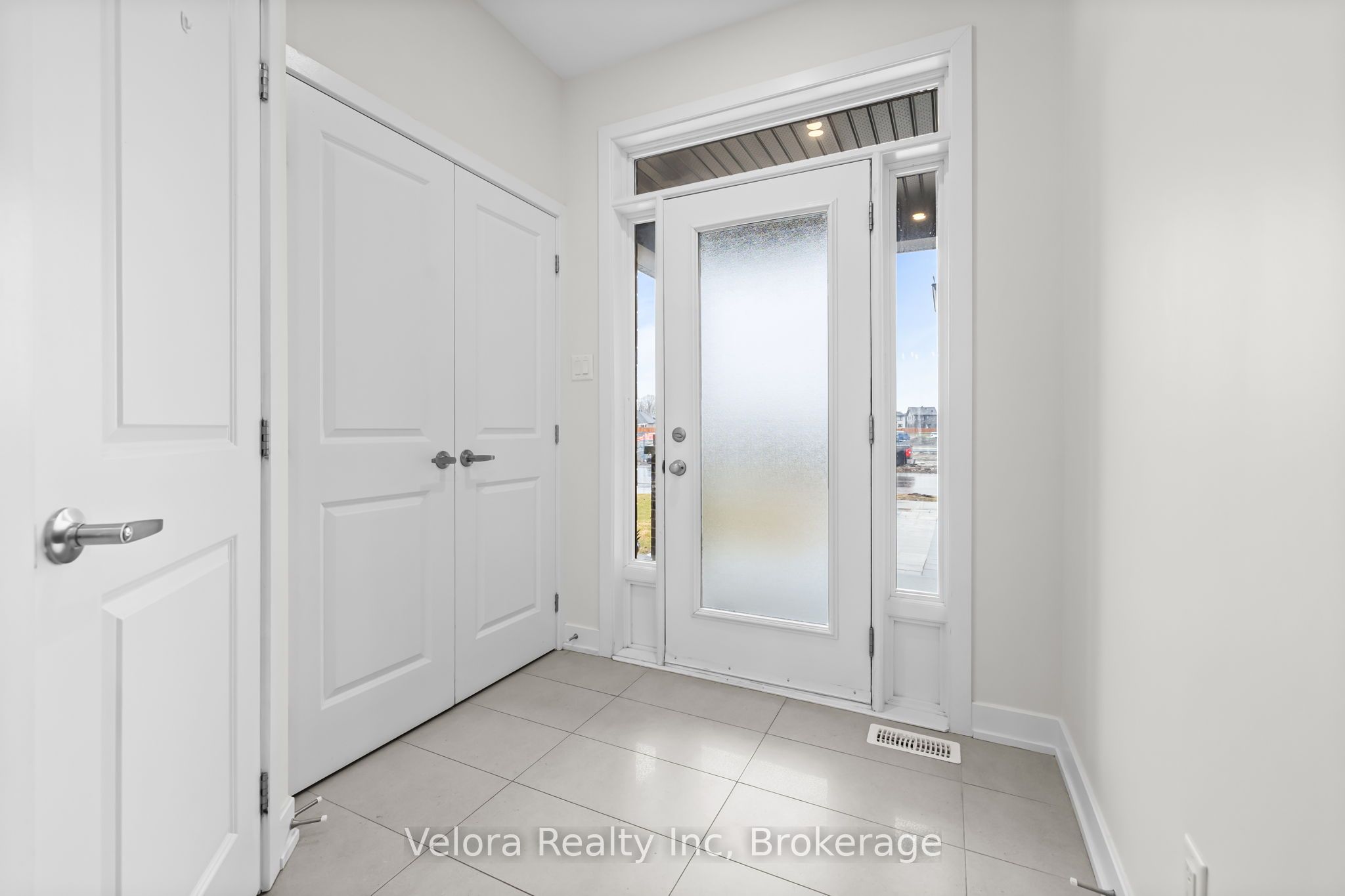 Additional image 3 of 744 Cope Drive, Ottawa, ON, K2S 2P8