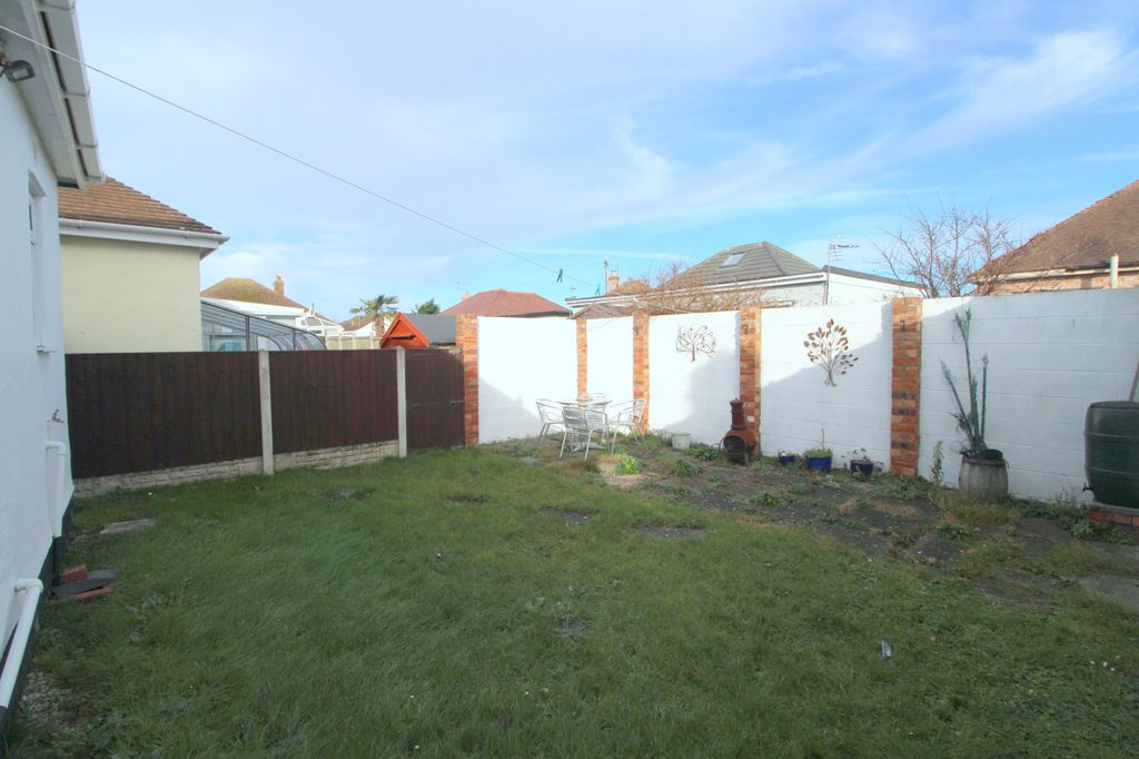 Additional image 17 of 2 bed bungalow for saleWoodside Avenue, Kinmel Bay LL18