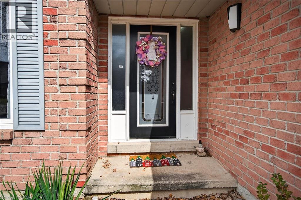 Additional image 3 of 11 Giffin Road, Dundas, ON, L9H6S4