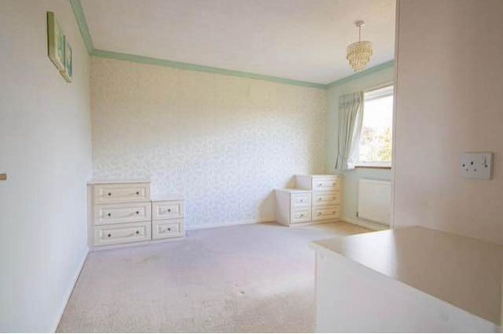 Additional image 8 of 4 bed property to rentHarewood Gardens, Peterborough PE3