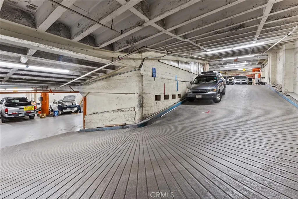 Additional image 15 of 715 Witmer St, Los Angeles, CA 90017