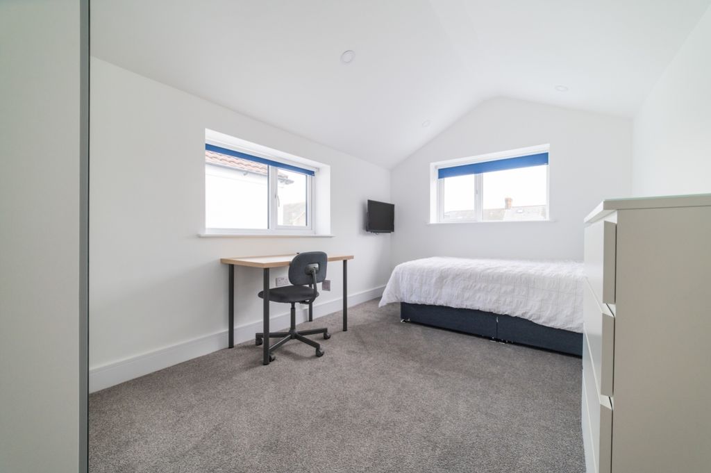 Additional image 8 of 7 bed terraced house to rentFlora Street, Cathays CF24