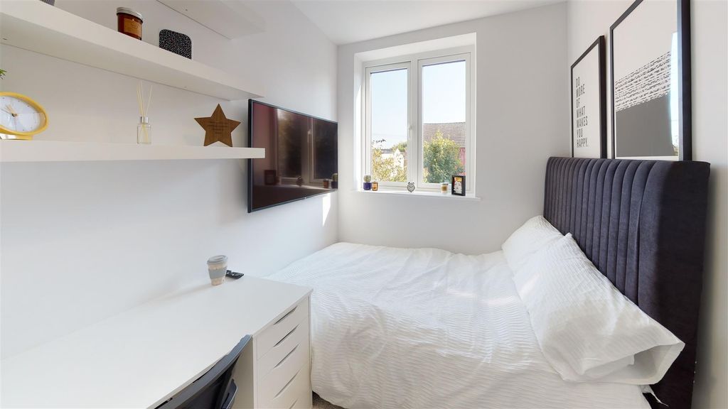 Additional image 5 of 5 bed shared accommodation to rentHubert Road, Birmingham B29