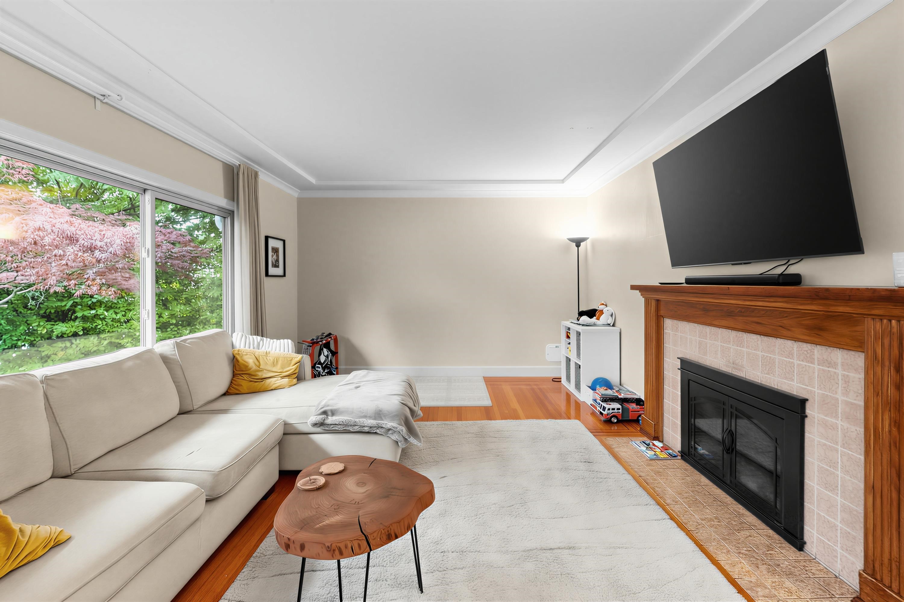 Additional image 3 of 1095 29th Street E, North Vancouver, BC, V7K 1C1