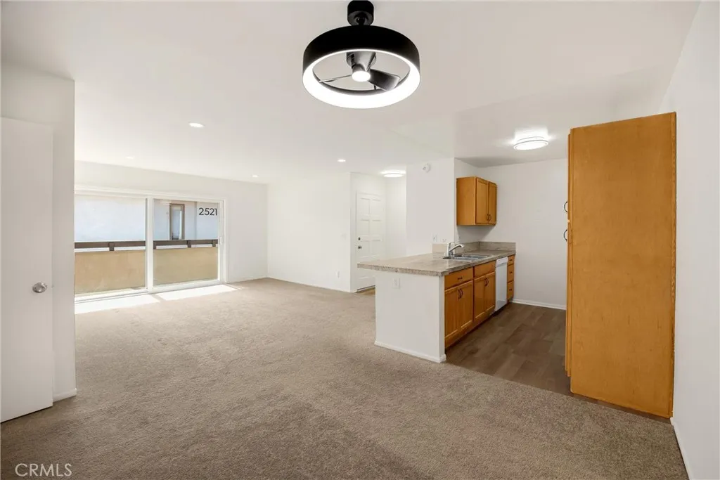 Additional image 9 of 2521 W Sunflower Avenue Unit R8, Santa Ana, CA 92704