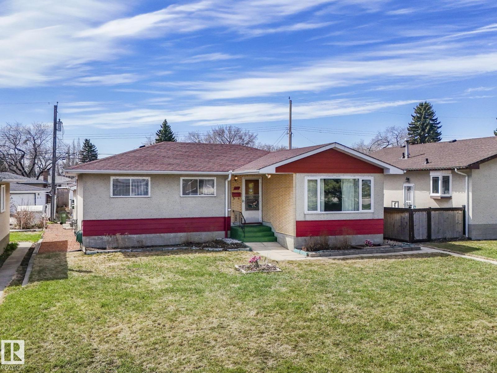 Additional image 2 of 3519 113 Avenue NW, Edmonton, AB, T5W0P5