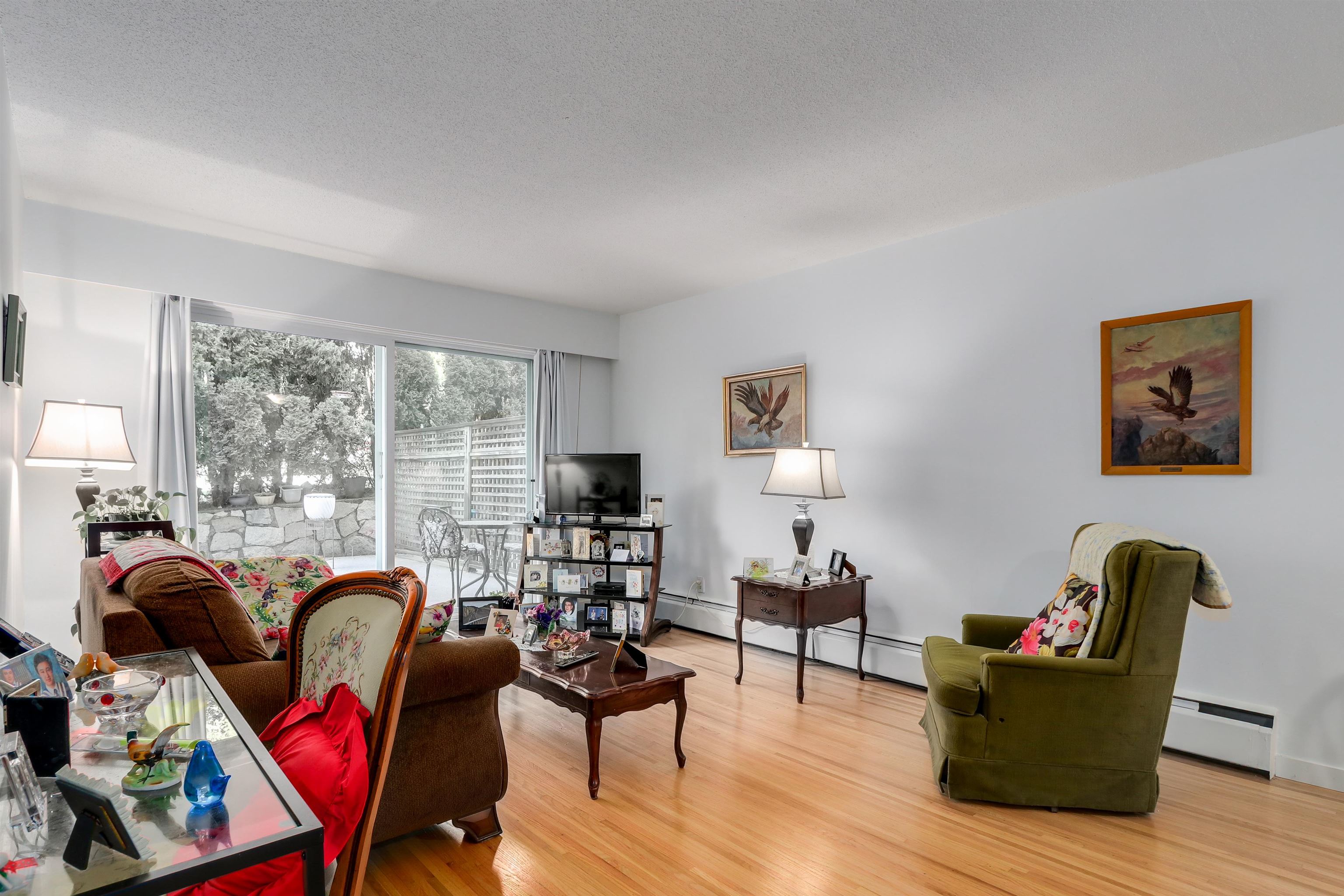 Additional image 3 of 104-135 21st Street W, North Vancouver, BC, V7M 1Z2