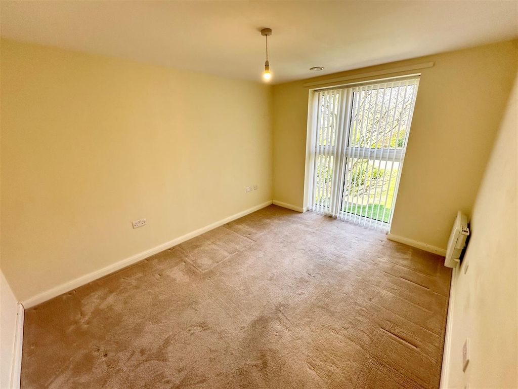 Additional image 17 of 2 bed flat for saleChestnut Court, Bridlington YO16