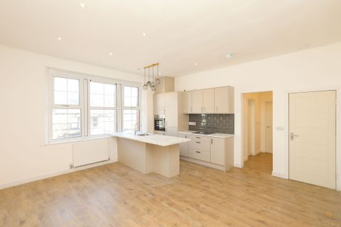 Lydgate House, Lydgate Lane S10