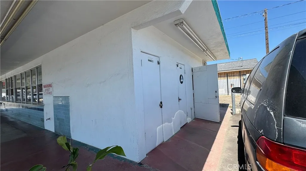 Additional image 29 of 690 C Street, Turlock, CA 95380