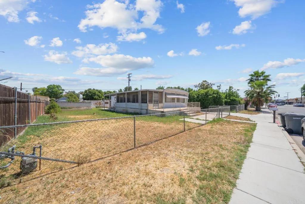 1659 Ruby Drive, Perris, CA 92571 photo 2