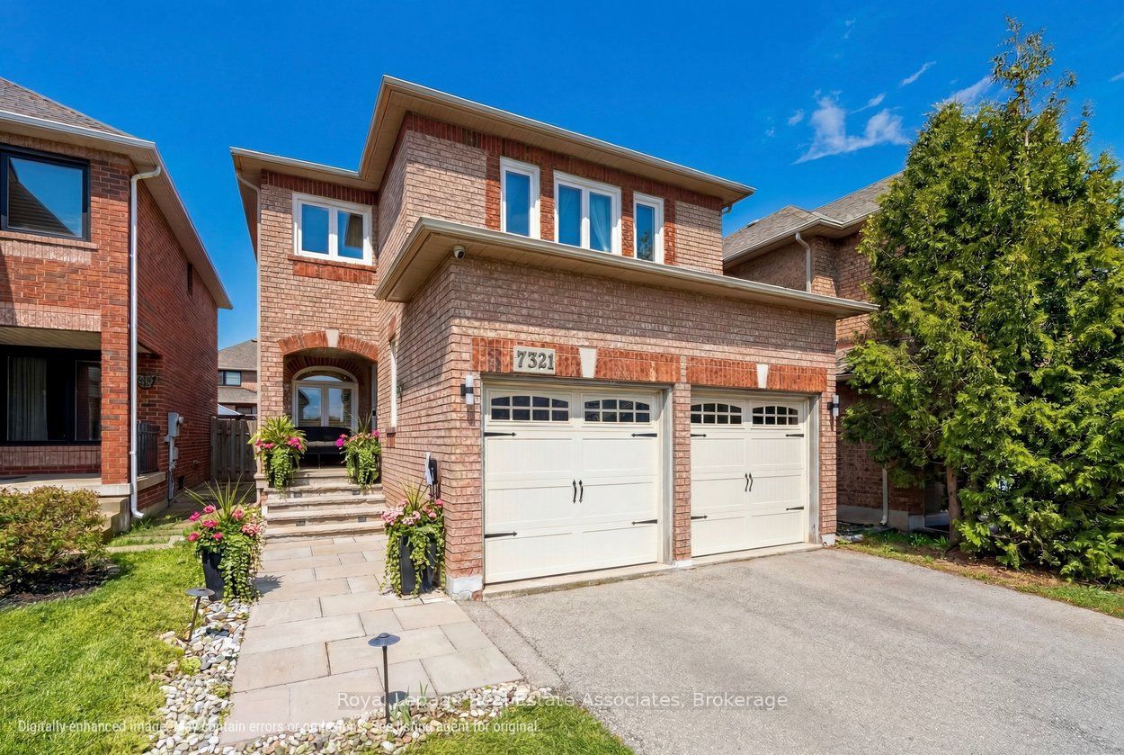 7321 Sandhurst Drive, Mississauga, ON, L5N 7G8