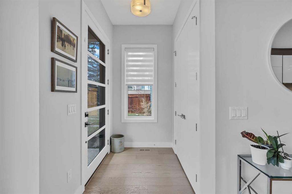 Additional image 4 of 3538 36 Avenue SW, Calgary, AB, T3E 1C4