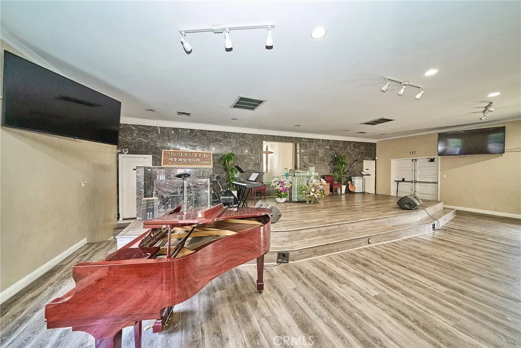 Additional image 21 of 600 S Towne Avenue, Pomona, CA 91766