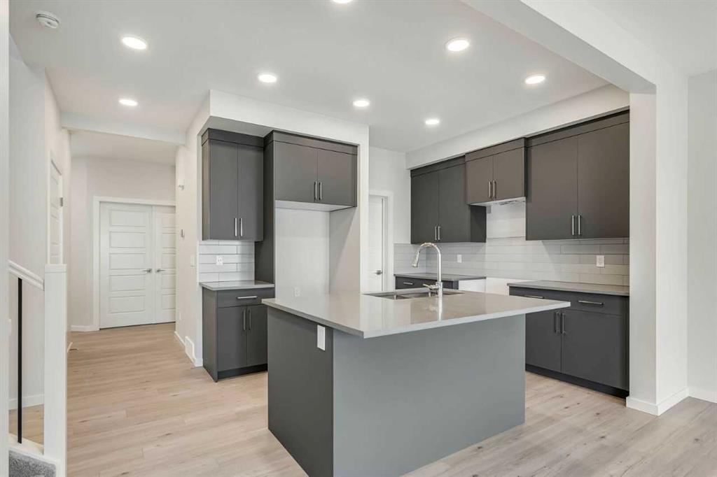 Additional image 3 of 408 Heartwood Grove SE, Calgary, AB, T3M2K1