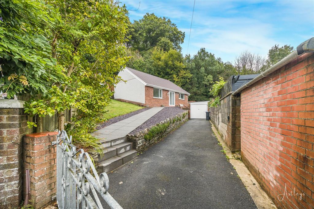 Additional image 20 of 2 bed detached bungalow for saleGnoll Crescent, Neath SA11