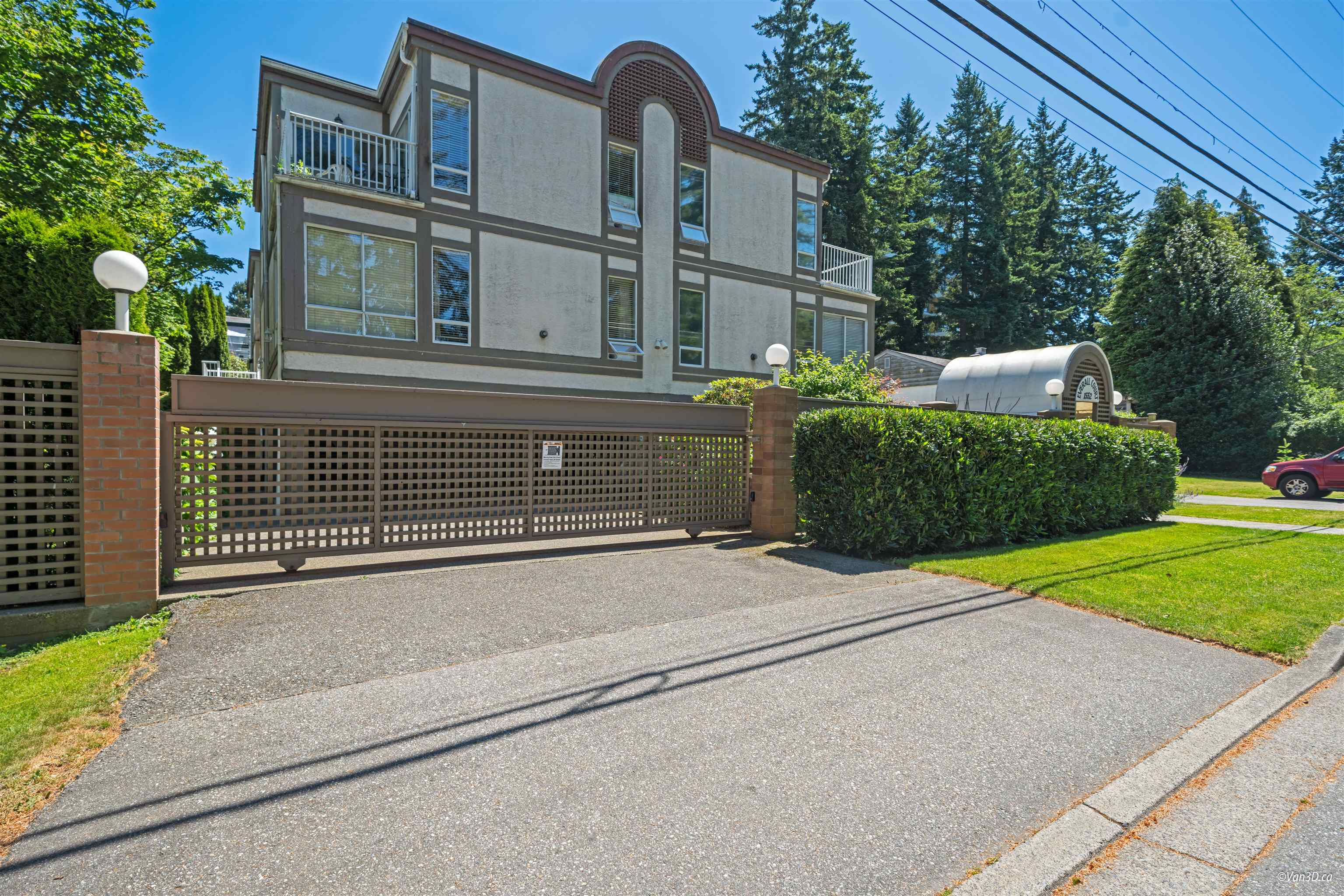 3-1552 Everall Street, White Rock, BC, V4B 3S8